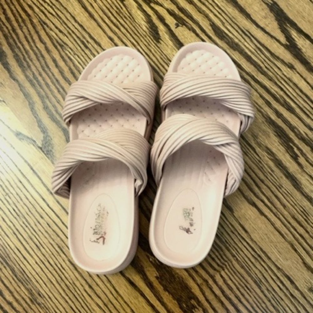 Blondo Women's Waterproof CADEE Slide Sandal, 7.5M Blush/Pink